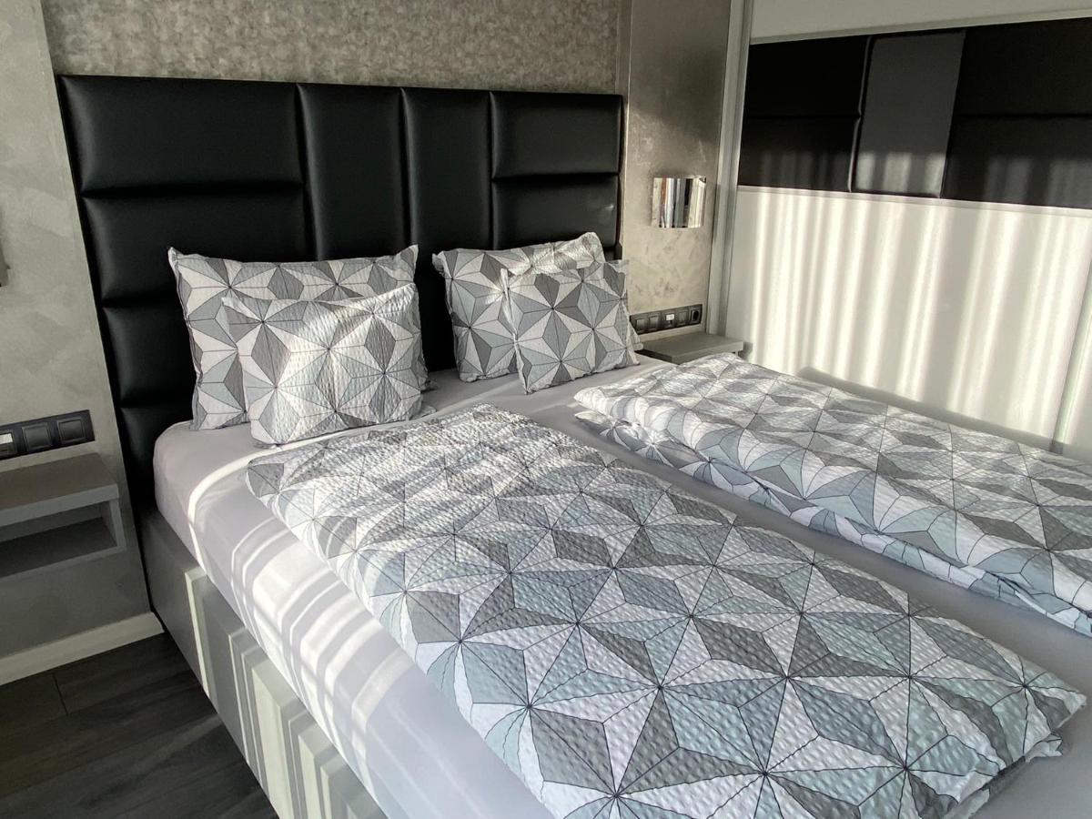 Noir Silvery Apartman Szeged Luaran gambar